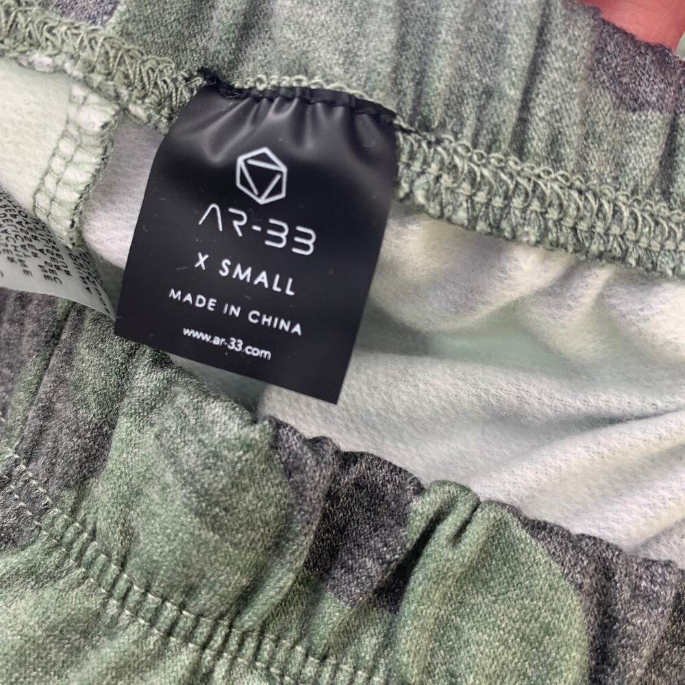 AR-33 Joggers Size XS Green Camo Camoflague Pant NEW AR33 Workout Athleisure - Picture 3 of 8